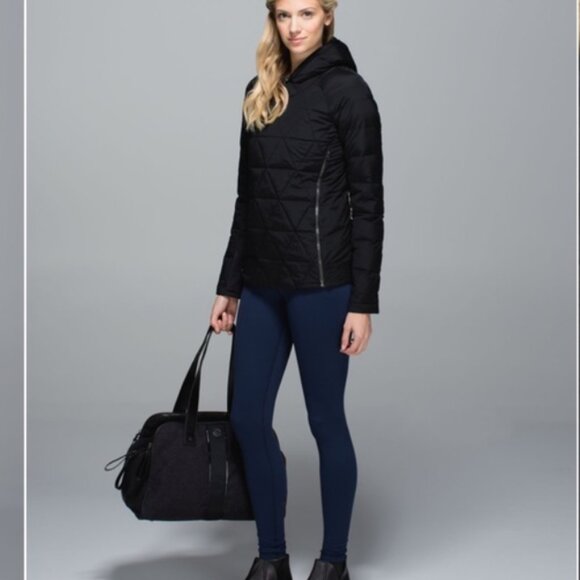 Lululemon Women’s Goose Down Puffer Jacket Black | Size 8 | Hooded Thumbholes - Picture 1 of 12